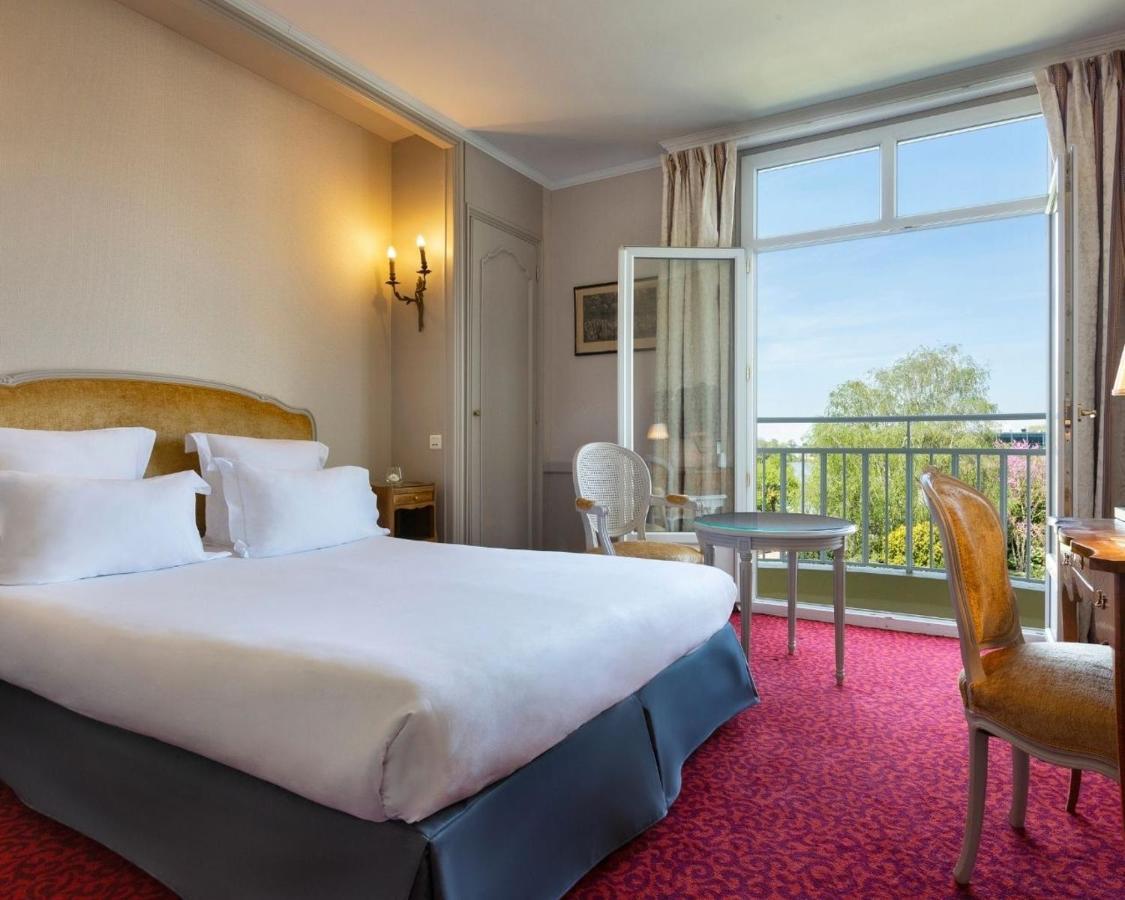 Barriere Le Grand Hotel 4*