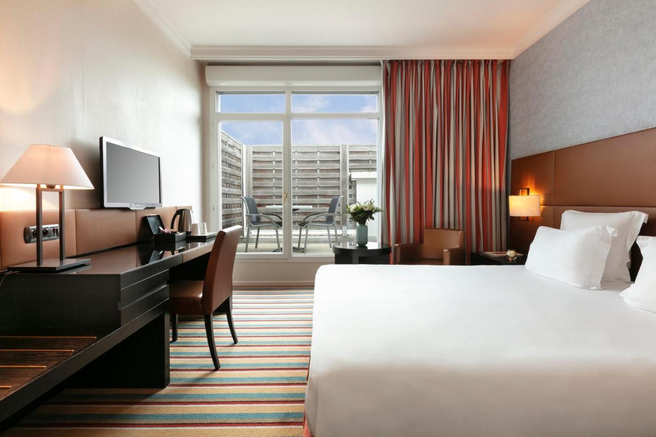 Hotel Barriere Le Grand Enghien-les-Bains